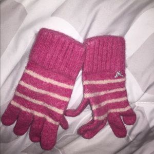 American Eagle winter gloves for smaller hands